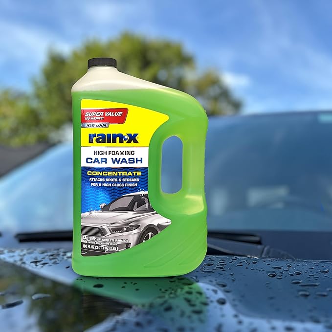 Rain-X 620191 Car Wash - 100 fl oz. High-Foaming, Concentrated Formula for Greater Cleaning Action, Safely Lifting Dirt, Grime and Residues for an Exceptional Clean