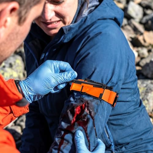 Qen Tourniquet for Severe Bleeding Control, Gear for First Aid Kits and Tourniquet Kits, Suitable for Emergencies, One-Handed Operation (Orange)