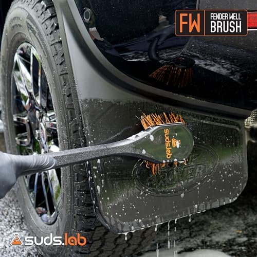 Suds Lab FW Fender Well Brush, Long Handle Tire Cleaner, 18-Inch, Black