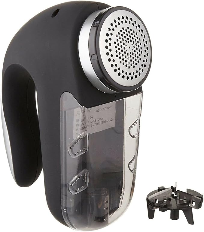 EasyLint Professional Lint Remover Fabric Shaver Replacement Blades: Quickly & Effectively Remove Fuzz, Bobbles & Pills from Sweaters, Clothes, Couch and Furniture. Includes One Package of (2) Blades.