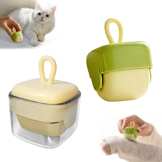 2Pcs Mini Lint Remover Roller, Reusable Lint Gel Roller, Washable Pet Dog Cat Hair Remover for Clothing, Pet Hair, Dust, Lint, Travel and Home Use(Green+Beige)