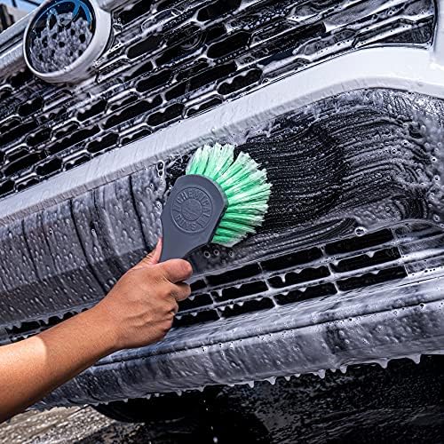 All Duty Brush Kit, ACCG09 Wheel Works Brush + ACCG02 Nice & Stiff Heavy Duty Carpet & Interior Brush + ACCG05 Big Blue Stiffy Heavy Duty Brush + ACCG08 Wheelie Exterior Surface Brush