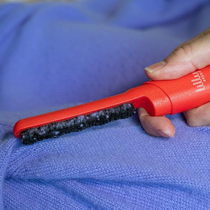 Lilly Brush Save Our Sweaters Fabric Pill Remover & Lint Brush. ONLY for 100% Cashmere, Cotton, Wool, & Silk! Do NOT use on Polyester, Nylon, or Acrylic. Travel Sized (Red)