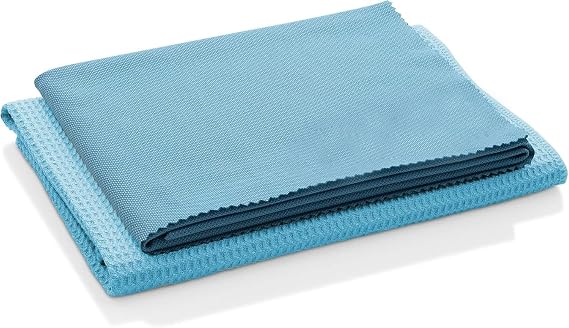 Window Cleaning Cloth, Glass Cleaning Cloth, Streaks Schatches Free.