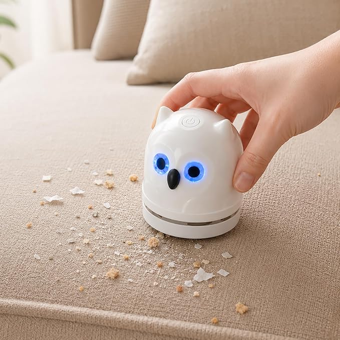 Mini Desktop Vacuum Cleaner Owl Desk Vacuum Cleaner Cute Desk Vacuum Sweeper for Cleaning Eraser Waste, Crumbs, Hair, Paper Scraps on Computer Piano Keyboard Countertop Car