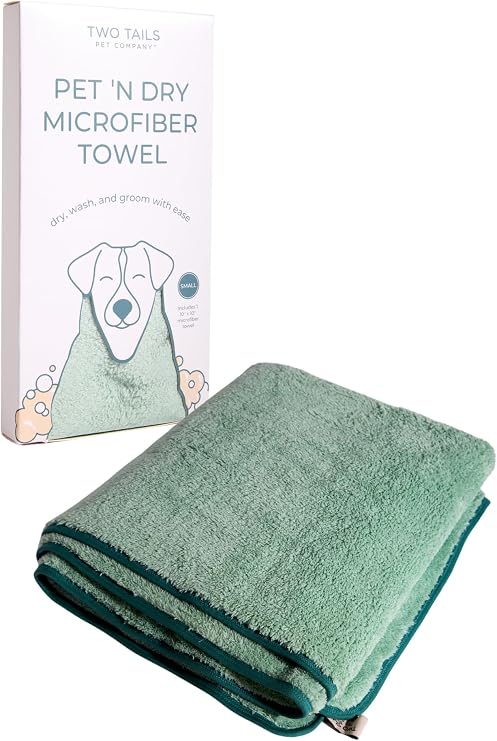Two Tails Pet Company Pet N’ Dry Microfiber Bath Towel, Absorbent Dog Towels for Drying or Washing Paws, Faces, or Small