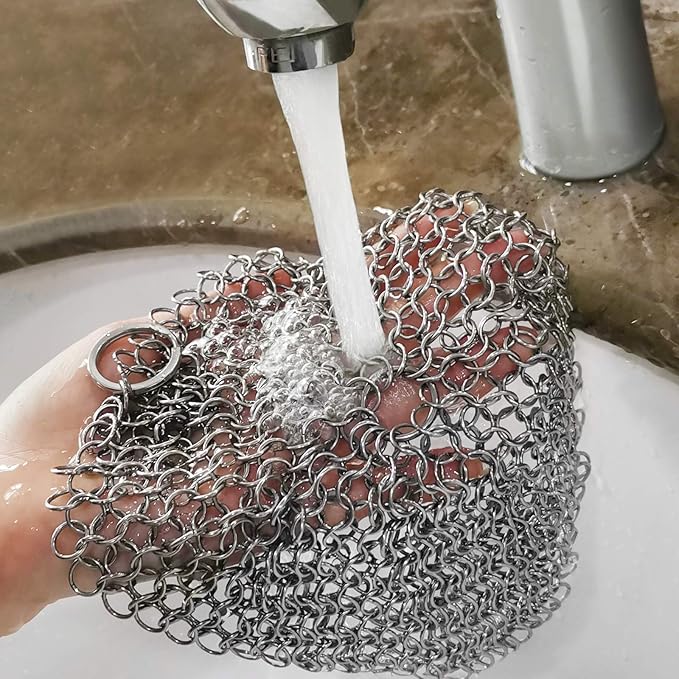 TOPULORS 316 Stainless Steel Cast Iron Skillet Cleaner Scraper Chain Link Chainmail Scrubber for Cast Iron Pans, Pre-Seasoned Pans, Griddle Pans, BBQ Grills, and More Pot Cookware-Round 7 in Diameter