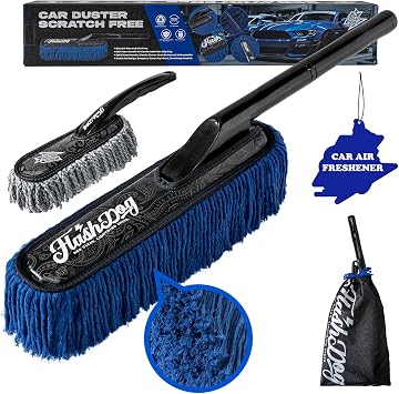 Flash Dog Car Duster Exterior - 25" Wood Handle