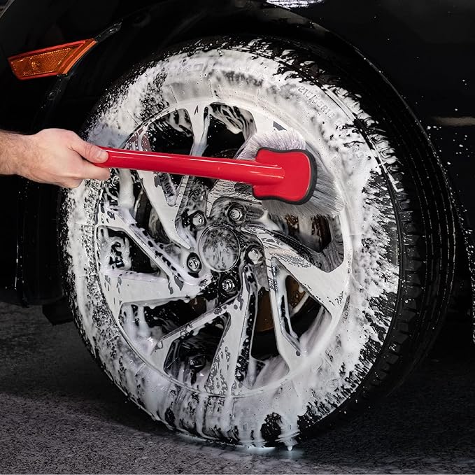 Mothers 155800 Wheel Well Long Handled Brush