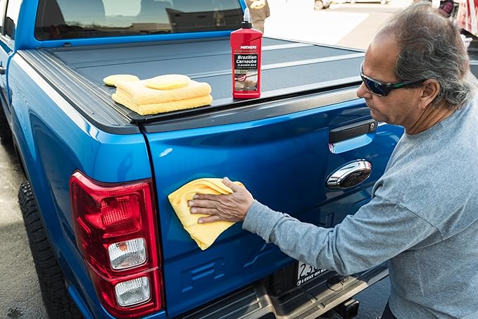 Mothers California Gold Brazilian Carnauba Cleaner Wax, 16 oz. — Cleans & Waxes in One Step, Removes Oxidation & Swirls, Premium Carnauba Shine & Protection for All Paint Finishes (05701)