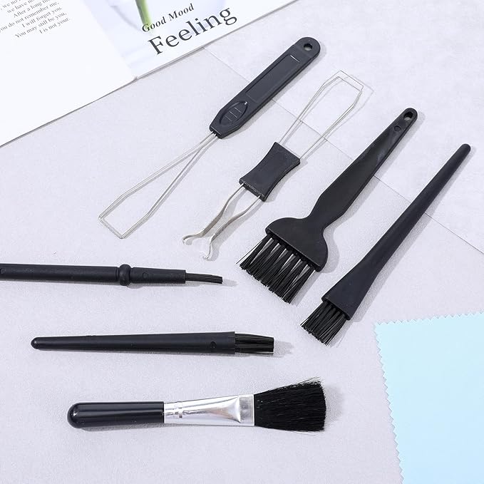 7 Pcs Keyboard Cleaning Kit with Keycap Puller Switch Puller Multifunctional Keycaps Removal Tool Mini Anti-Static Dust Brush Keyboard Key Remover for Computer Keyboards Motherboard Camera Small Space